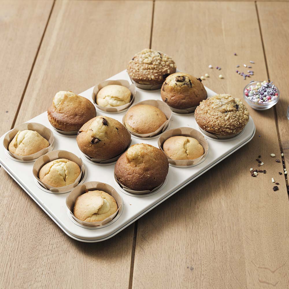 NoStik Silicon Muffin Liner Set of 12- Brown