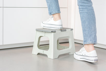 Vigar Foldable 27cm Stool